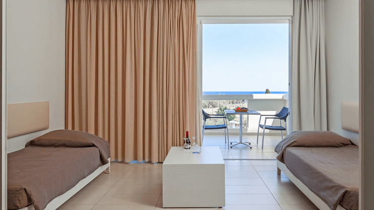 Lindos White Hotel & Suites